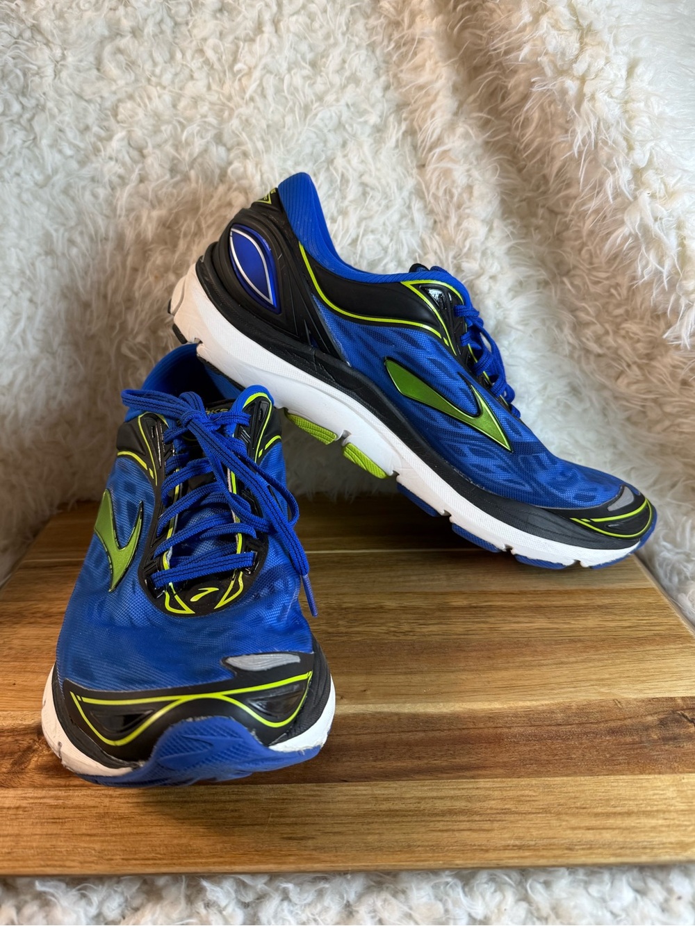 Brooks Transcend 3 Running Shoes